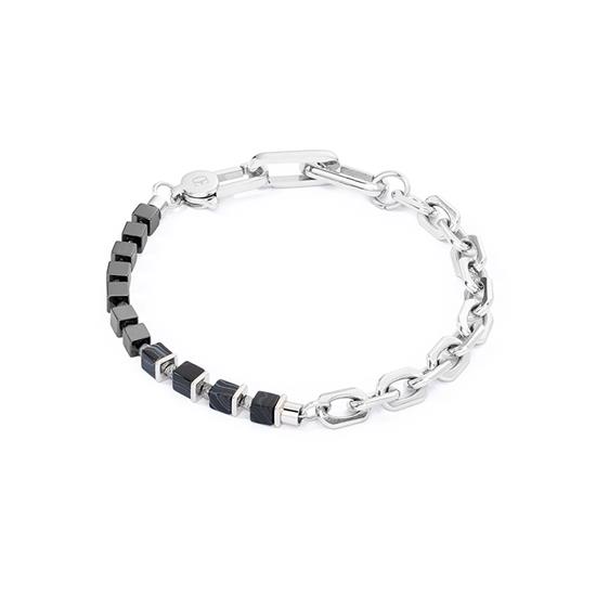 Dit is een armband van het merk Coeur de Lion gemaakt voor dames.