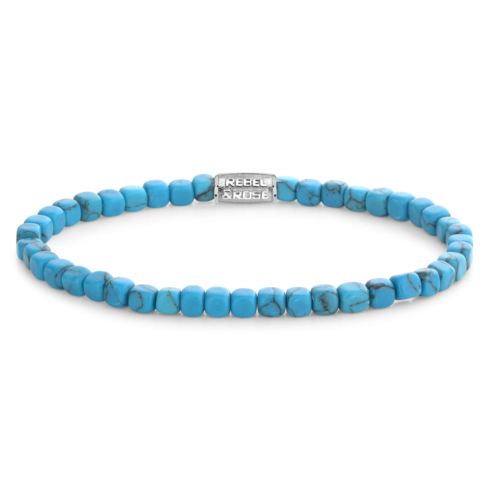 Deze armband is van het merk Rebel & Rose. Het is een damessieraad. De armband is blauw van kleur.