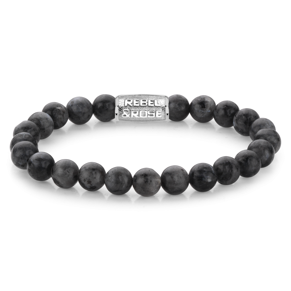 Deze armband is van het merk Rebel & Rose. Het is een herensieraad. De armband is grijs van kleur.