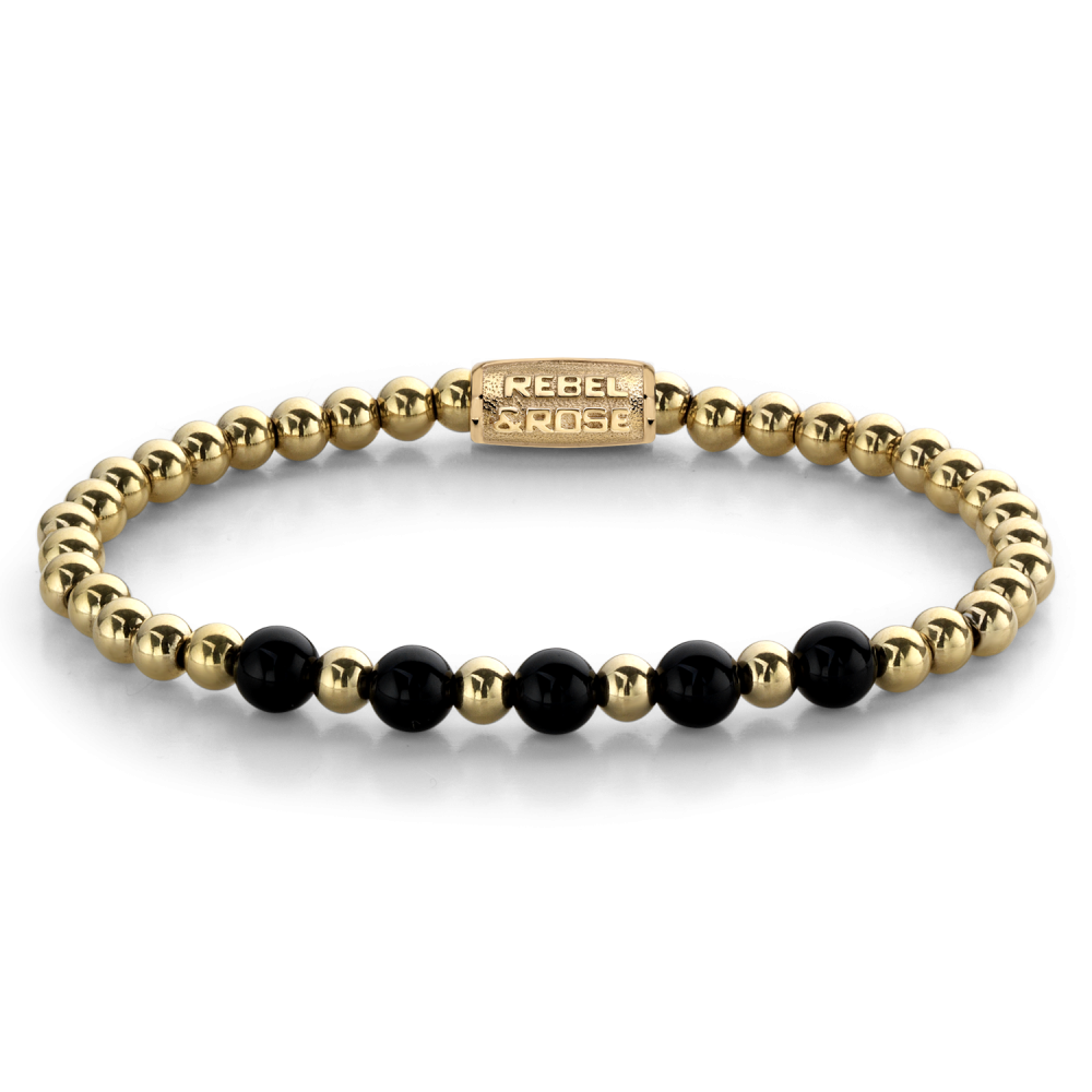 Deze armband is van het merk Rebel & Rose. Het is een damessieraad. De armband is goud van kleur.