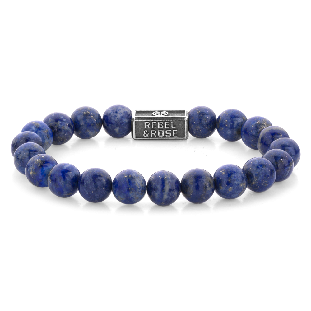 Deze armband is van het merk Rebel & Rose. Het is een herensieraad. De armband is blauw van kleur.