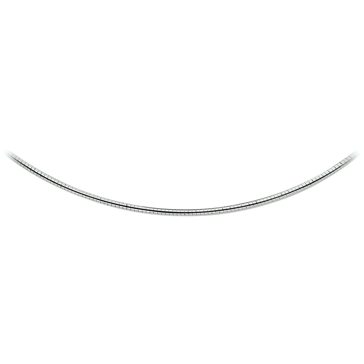 De collier is gemaakt van gerhodineerd zilver en is zilverkleurig. Het is een sieraad voor dames.