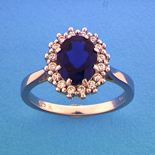 ring zirkonia en synthetische saffier halo