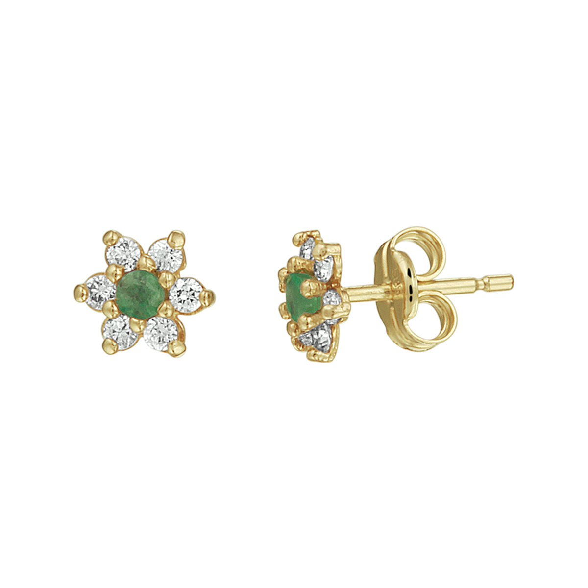Geelgouden oorknoppen uitgevoerd met een solitaire briljant geslepen smaragd en heldere zirkonia stenen in een chaton zetting. De oorknoppen hebben een afmeting van 6x5.4mm is hebben een stevige poussette sluiting.