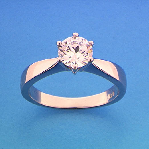 zilveren ring, 6poot+zirconia mt56




Zetting: chatonzetting
