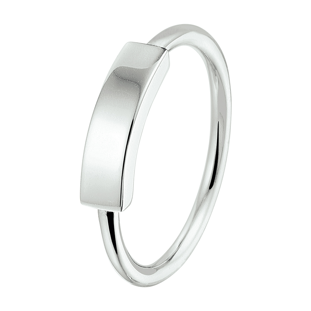 Trendy gerhodineerd zilveren ring met een poli afgewerkt balkje van 4x13mm. Deze ring  is perfect te combineren met bijpassende sieraden uit onze collectie! Info: Gerhodineerd zilver is door de rhodiumlaag beter bestand tegen verkleuren en krassen.
