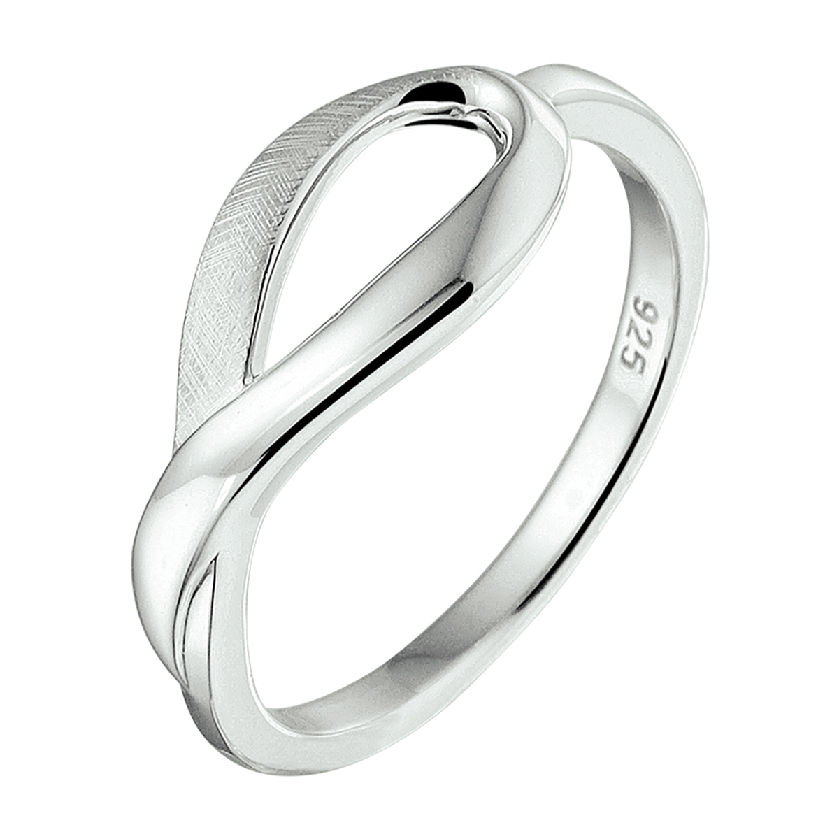 Stijlvolle gerhodineerd zilveren ring met een breedte van 8mm. De ring is perfect te combineren met identiek gevormde sieraden uit onze collectie waarmee je een chique set kunt maken. Info: Gerhodineerd zilver is door de rhodiumlaag beter bestand tegen verkleuren en krassen.