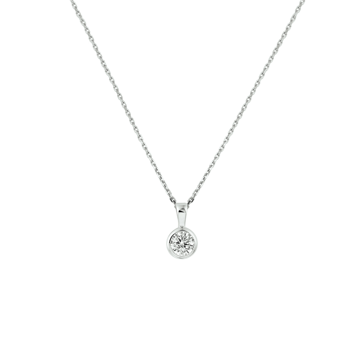 Gerhodineerd zilveren anker collier met een hangertje met een kleine zirkonia gezet in een ronde zetkast. Het collier is voorzien van een verlengstukje van 4cm waardoor het op diverse lengtes kan worden gedragen. Een subtiel en zeer elegant collier wat haar geweldig zal staan!