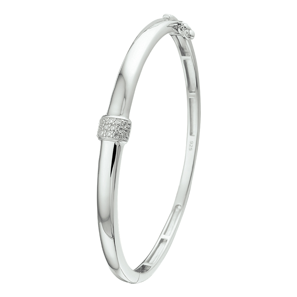 Gerhodineerd 925 zilveren bangle uitgevoerd met een schitterend zirkonia vlak. De bangle heeft een binnendiameter van 55.5mm en een breedte van 7.5mm.