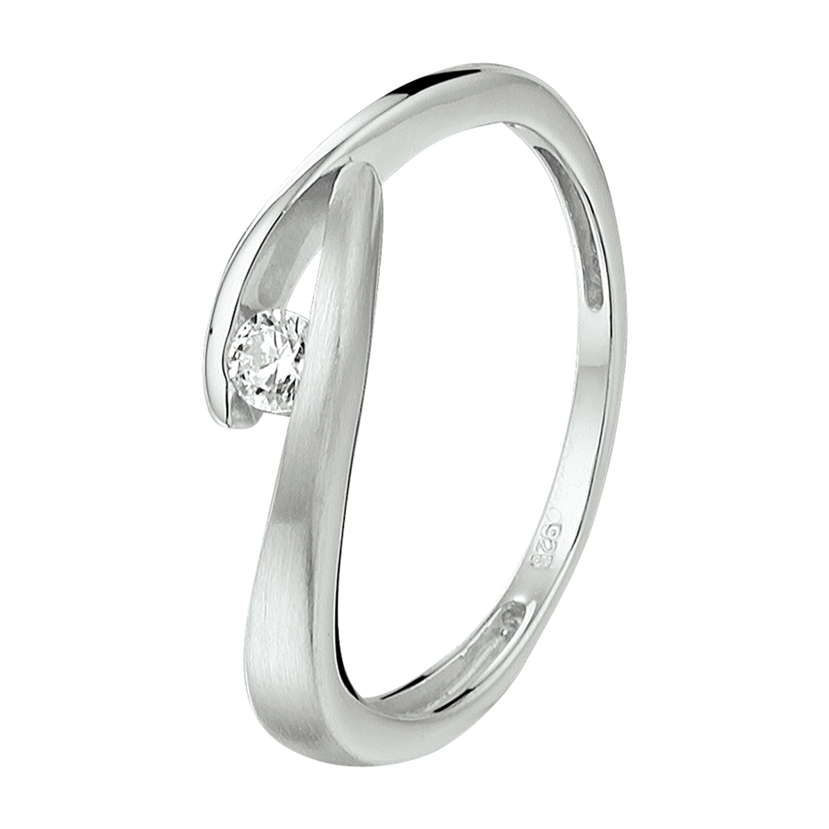 Gerhodineerd 925 zilveren ring uitgevoerd met een heldere zirkonia en een poli/matte afwerking. De ring heeft een breedte van 4.5mm.