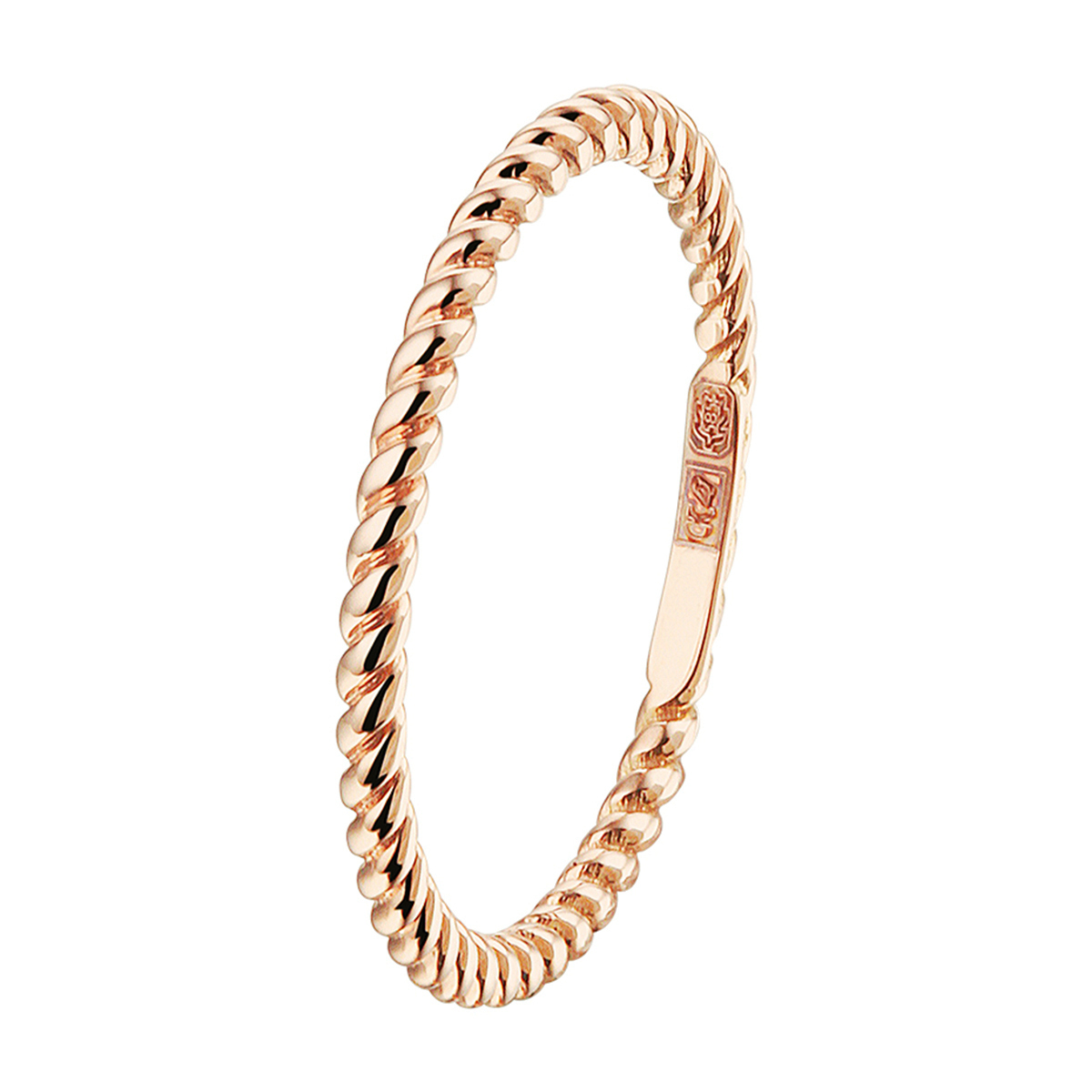 Rosegouden aanschuifring met verdraaide scheen van 1.5mm is poli afgewerkt. Deze ring is door de geringe elegante breedte perfect te combineren met andere rosegouden sieraden uit onze collectie.