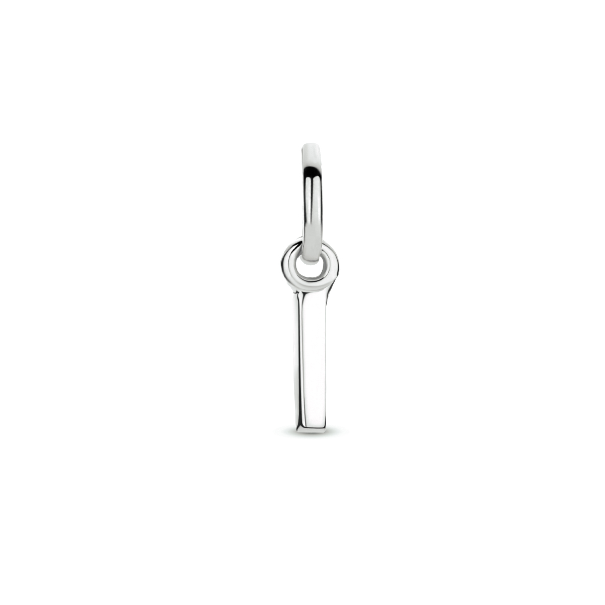 Gerhodineerd 925 zilveren hanger uitgevoerd in een letter.