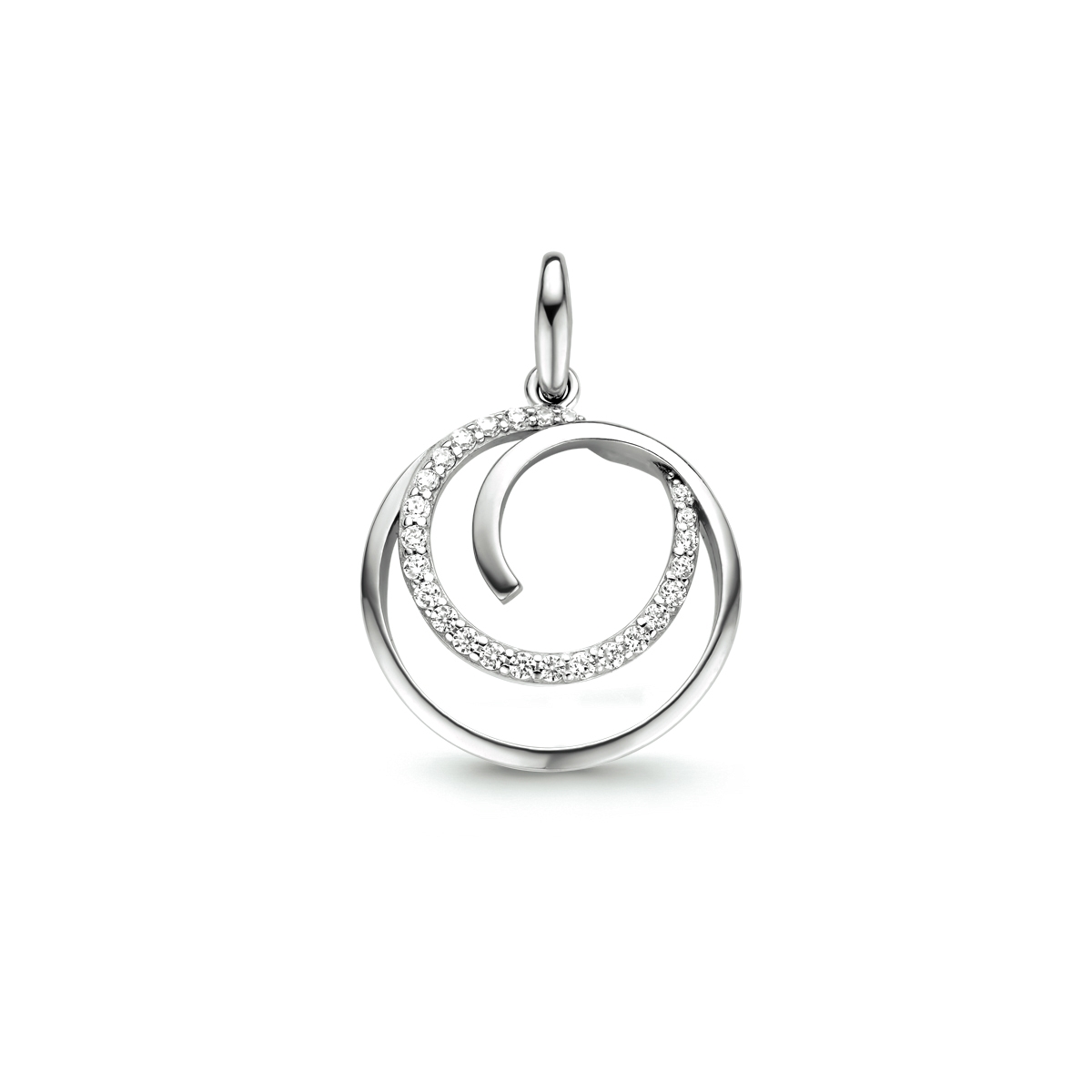 Gerhodineerd 925 zilveren hanger uitgevoerd met een schitterende zirkonia rij. De hanger heeft een totale hoogte van 2.6cm en een breedte van 8.3mm.