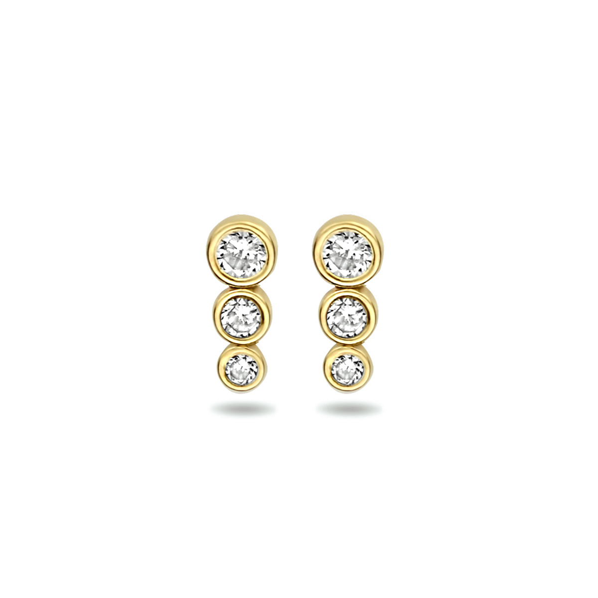 14k Geelgouden oorknoppen uitgevoerd met helder zirkonia. De oorknoppen hebben een afmeting van 8.5x3.5mm.