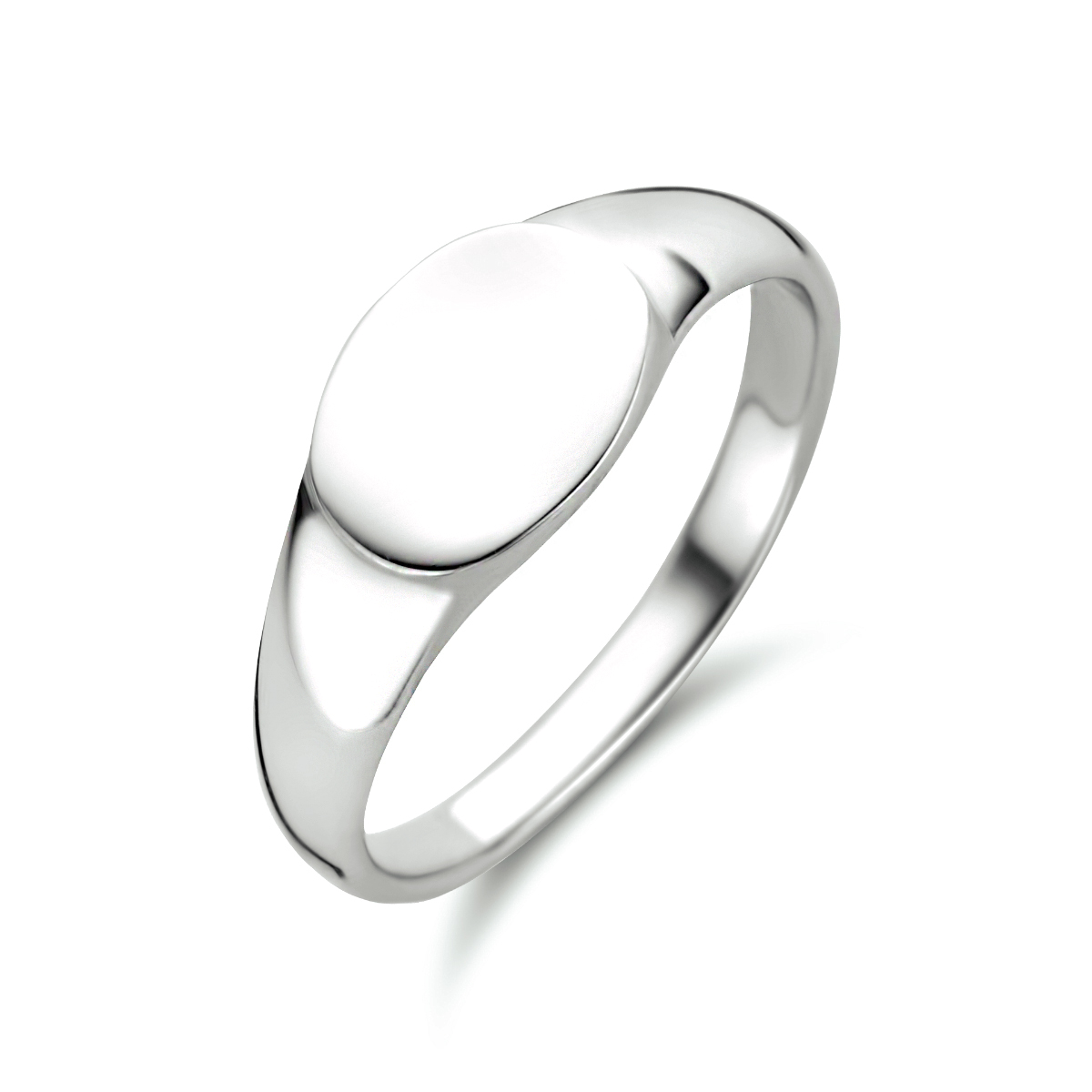 Gerhodineerd 925 zilveren graveerring. De ring heeft een breedte van 7mm.