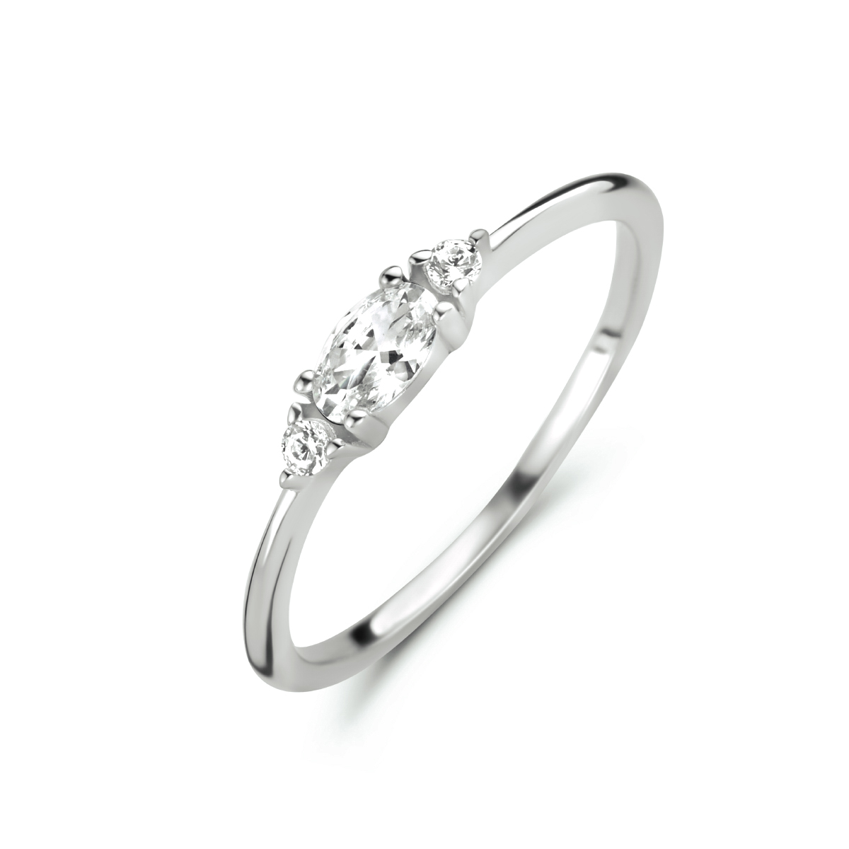 Gerhodineerd zilveren ring uitgevoerd met schitterende zirkonia. De ring heeft een breedte van 3.0mm. 13.35014