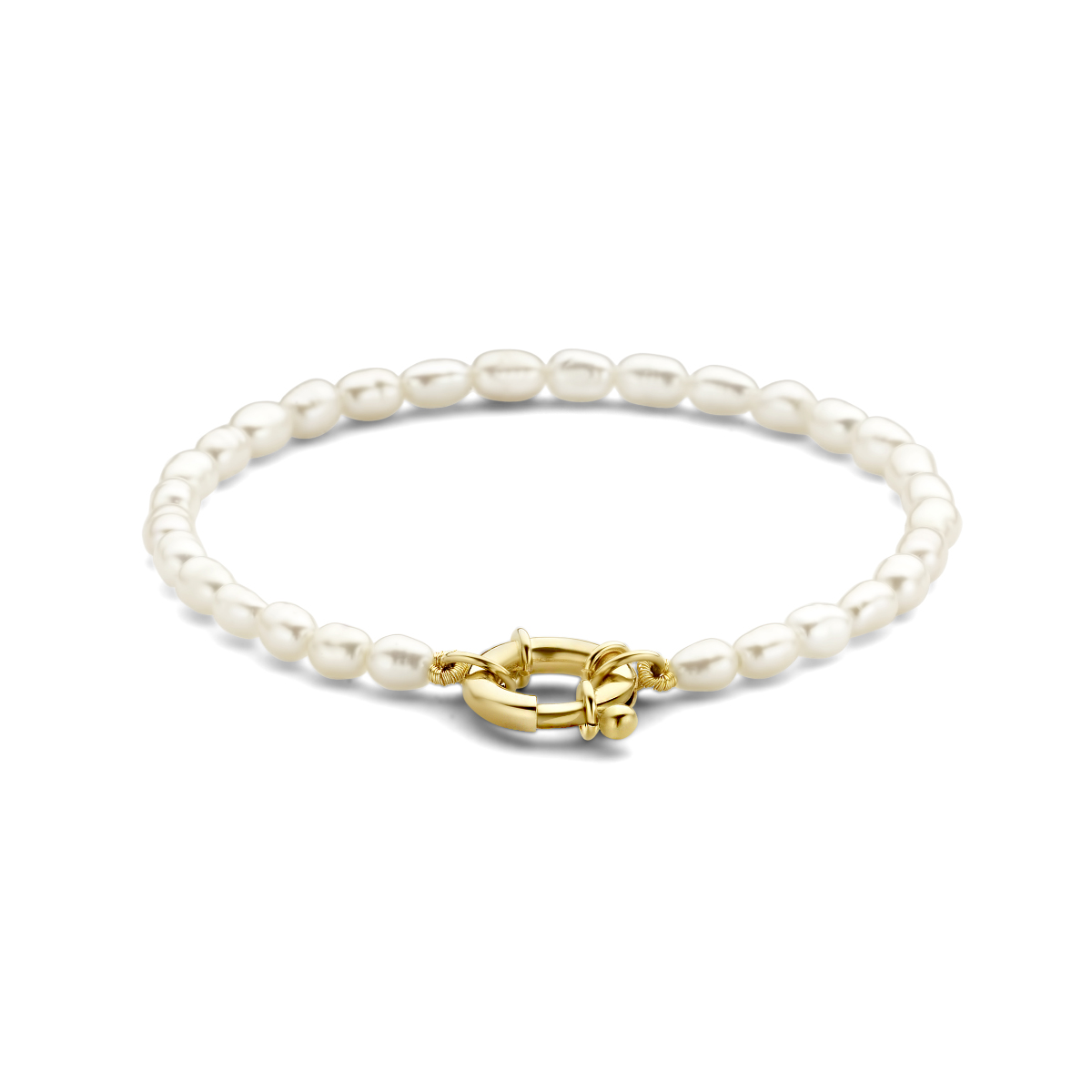 14k Geelgouden armband uitgevoerd met zoetwaterparels en een groot veerslot. De armband heeft een draaglengte van 18.5cm.