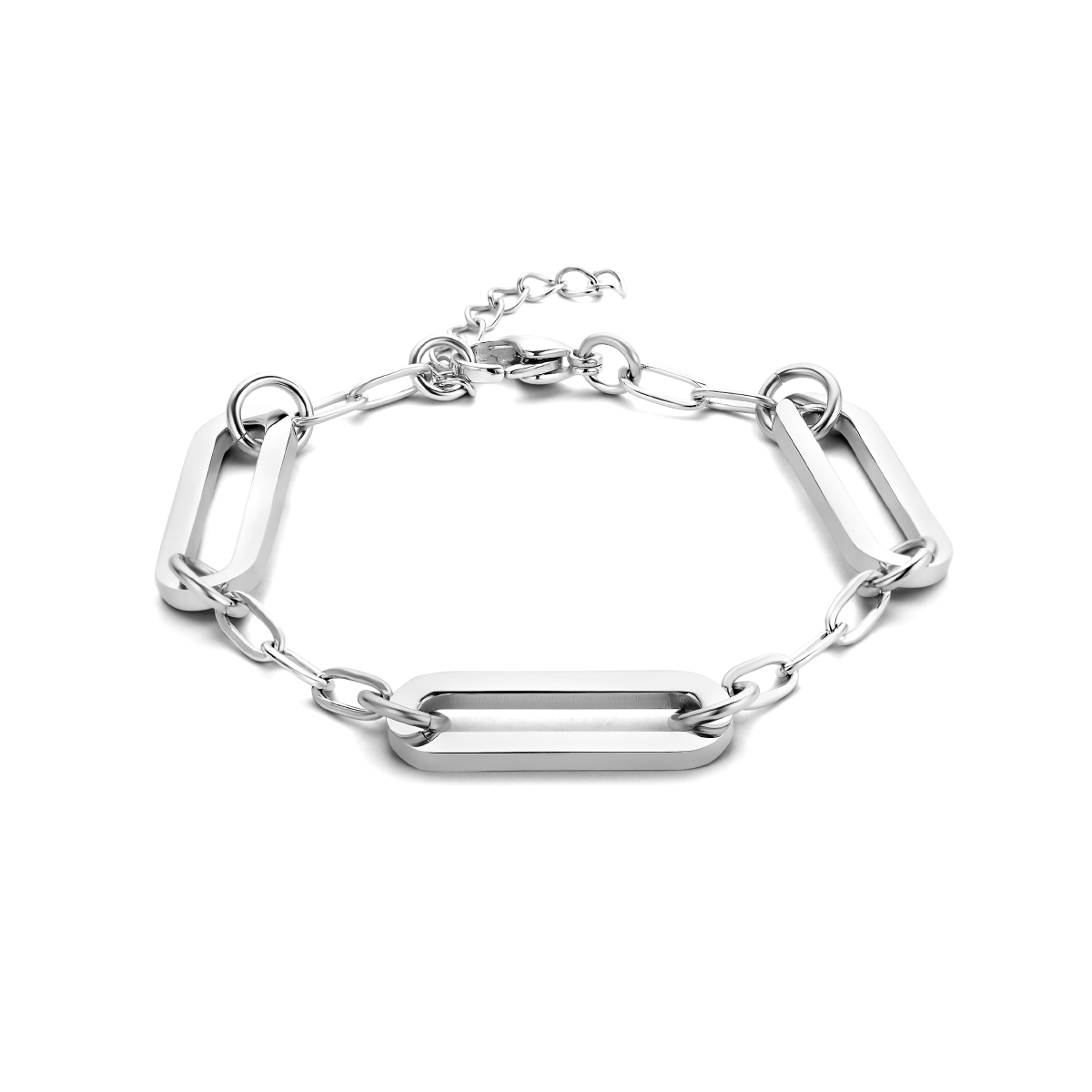 Stalen paperclip armband met schakelbreedtes van 3.5 en 8mm. De armband heeft een draaglengte van 16cm met een extensie van 3cm en karabijn sluiting.