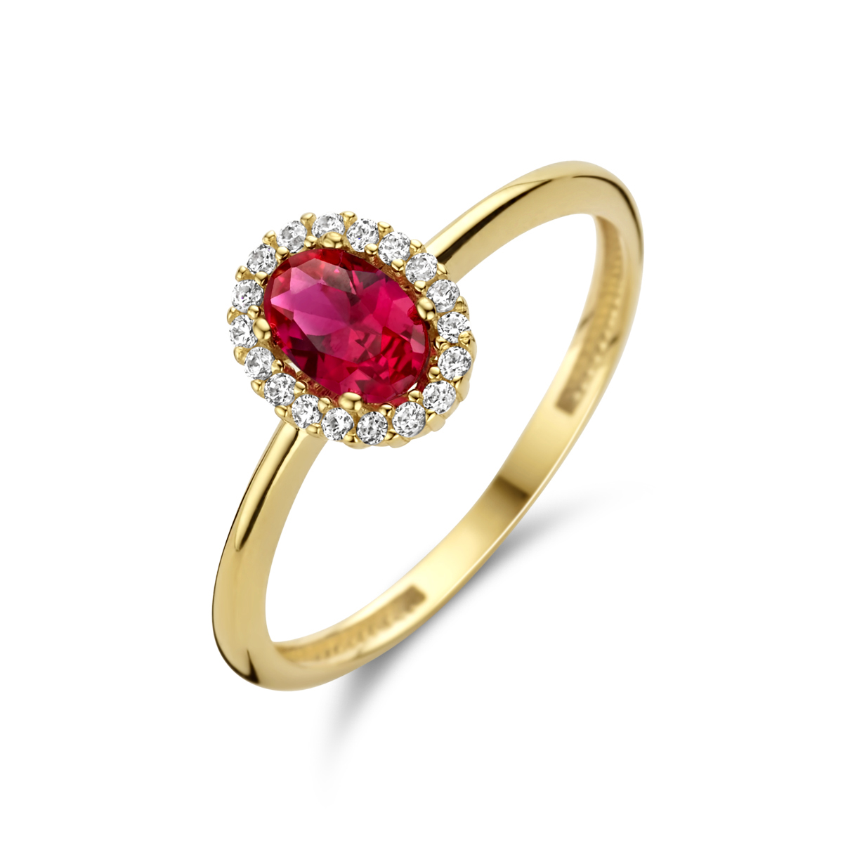 14k Geelgouden ring uitgevoerd met een schitterende synthetische robijn en zirkonia's. De ring heeft een breedte van 8.5mm.