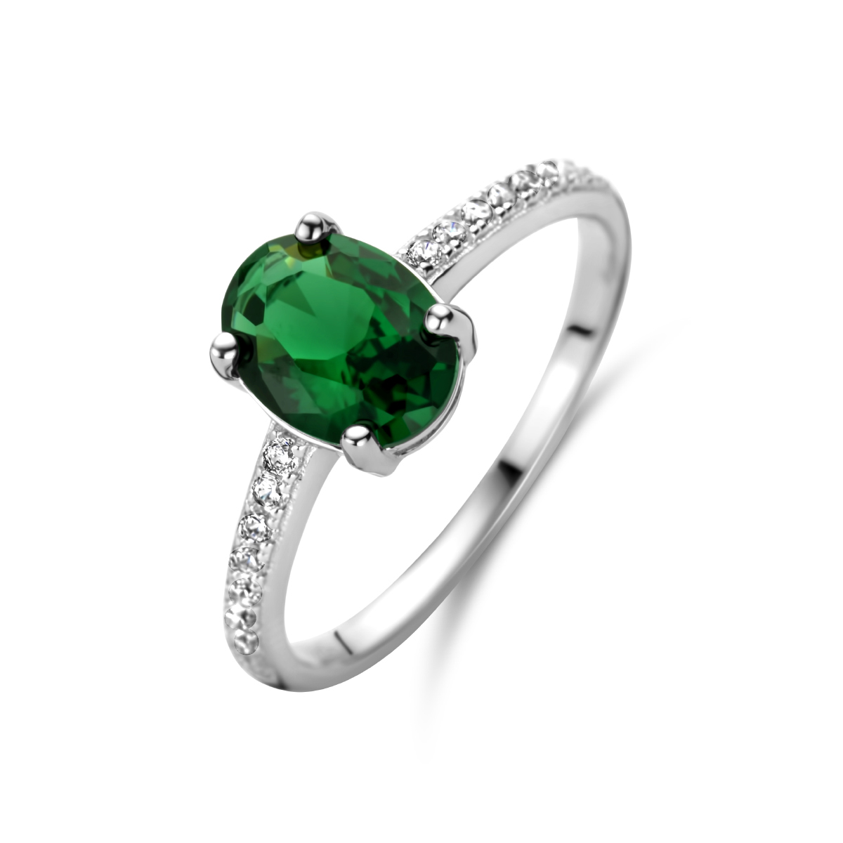 Gerhodineerd 925 zilveren ring uitgevoerd met zirkonia.