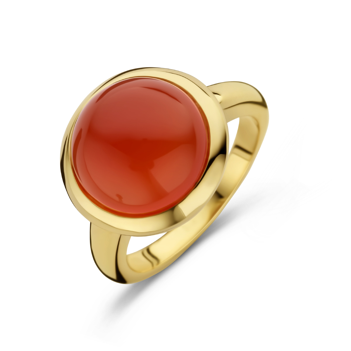 14k Geelgouden ring uitgevoerd met een carneool. De carneool heeft een steengewicht van 6.26ct.