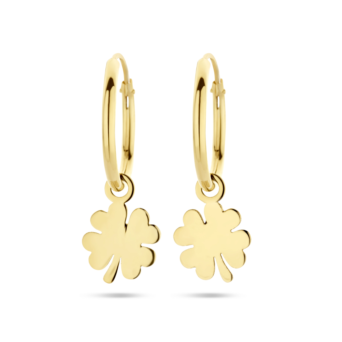14k Geelgouden oorringen met een klavertjes hanger van 10x7.5mm. De oorringen hebben een diameter van 13mm.