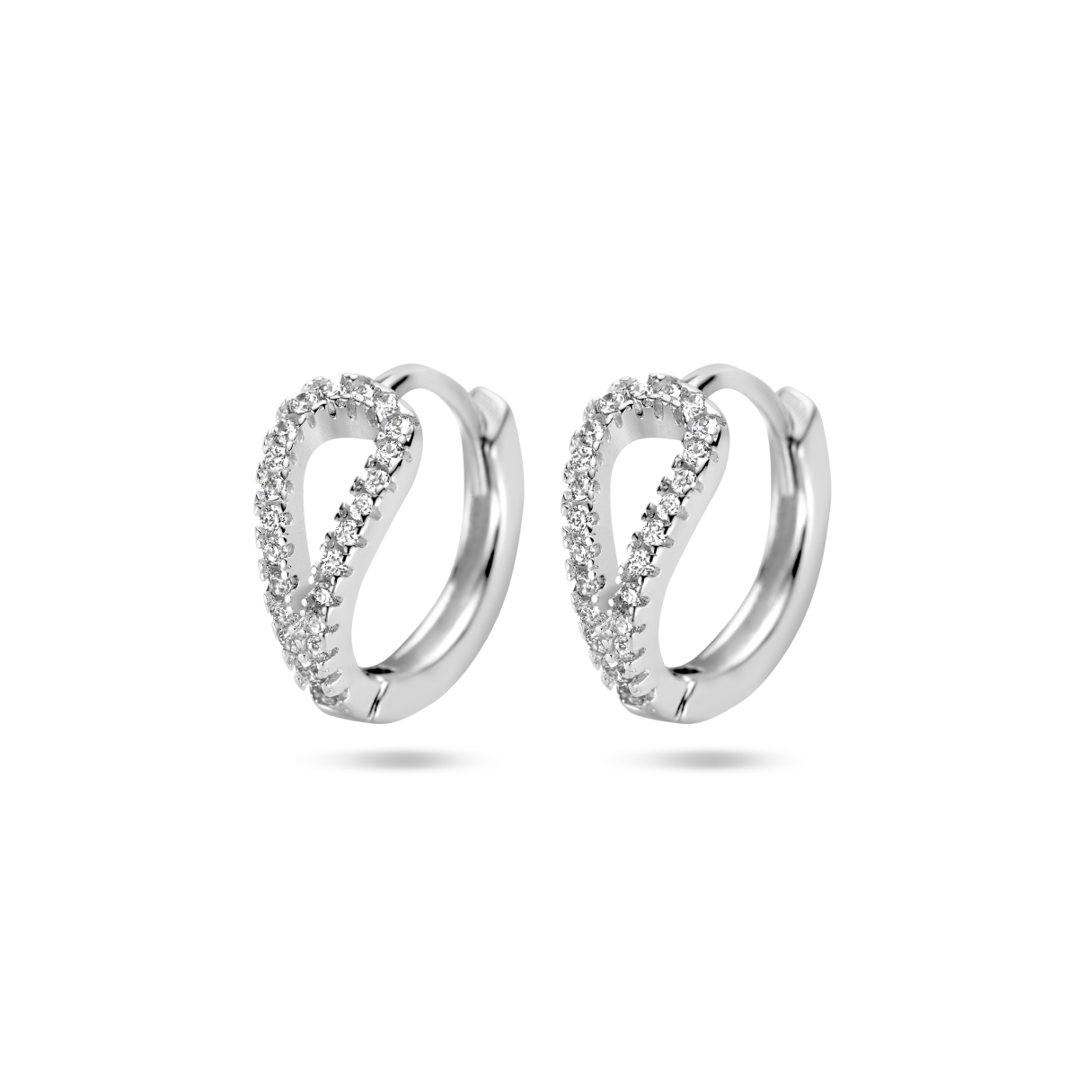 Gerhodineerd zilveren klapoorringen uitgevoerd met schitterende zirkonia. De klapoorringen hebben een afmeting van 13x5mm.