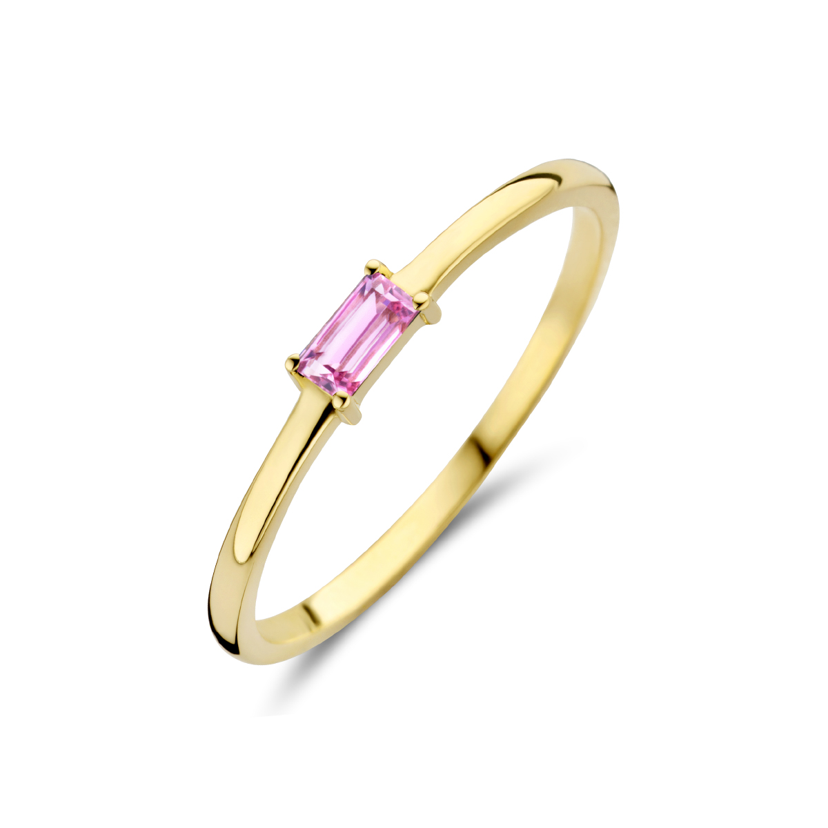 14k Geelgouden ring uitgevoerd met een schitterende toermalijn. De ring heeft een breedte van 2.5mm.