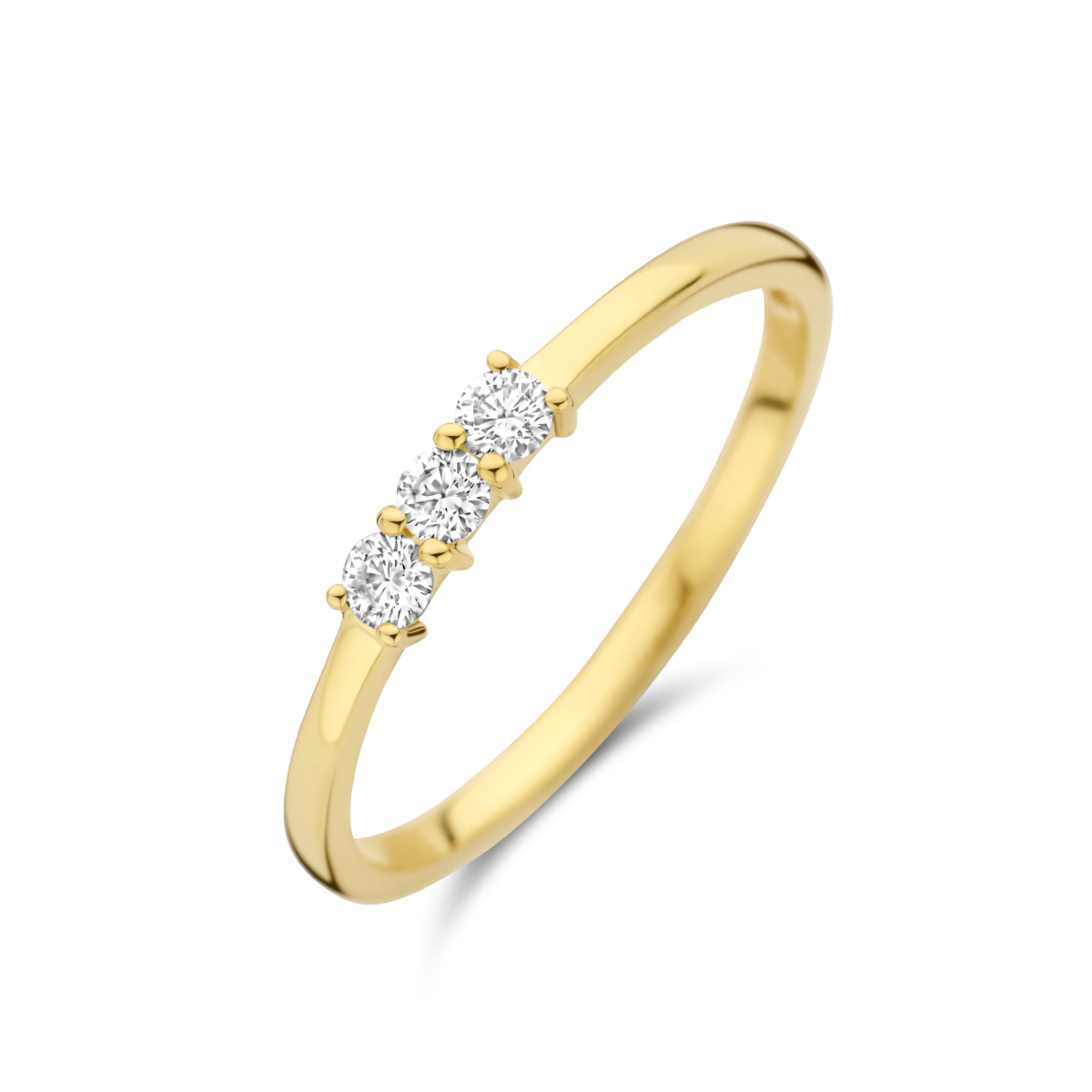 14k Geelgouden ring uitgevoerd met schitterende diamanten. De ring heeft een breedte van 2.5mm en een diamantgewicht van 0.15ct.