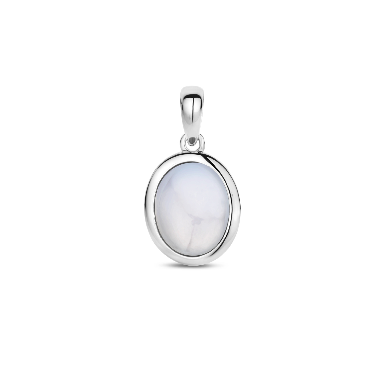 Gerhodineerd 925 zilveren hanger uitgevoerd met wit chalcedoon. De hanger heeft een afmeting van 14x10.5mm.
