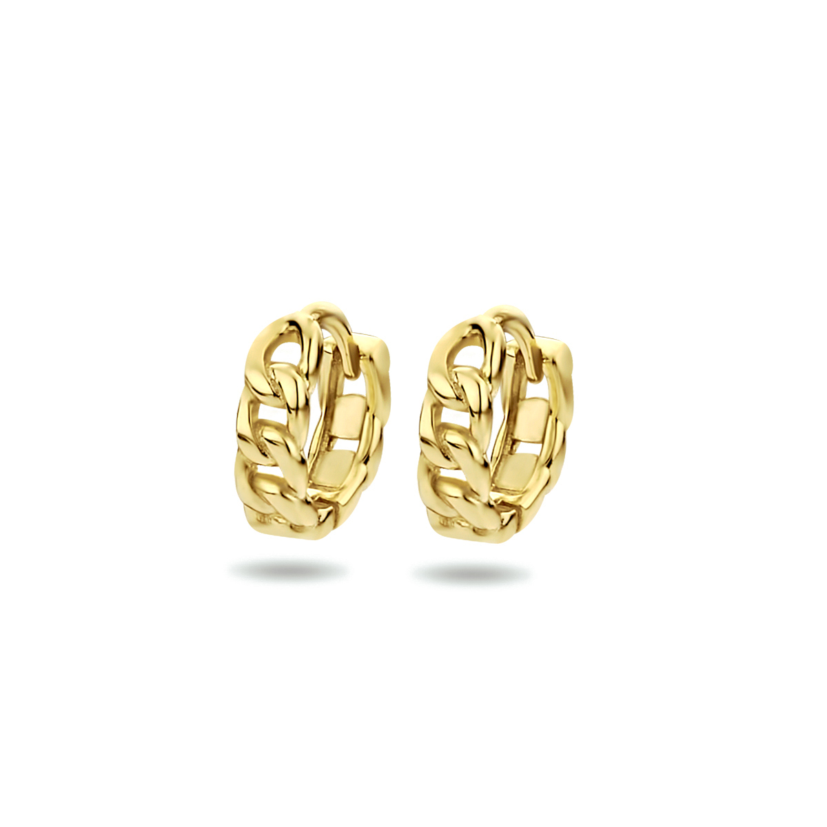 Geelgoud op 925 zilveren klapoorringen uitgevoerd in schakelvorm. De klapoorringen hebben een afmeting van 10x3mm. Geen garantie op plating.