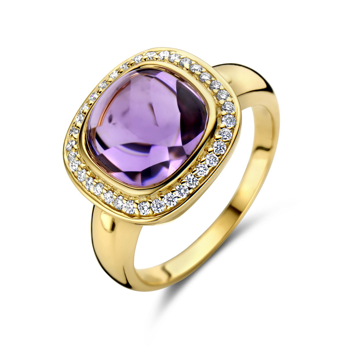 14k Geelgouden ring uitgevoerd met amethist en diamanten. De amethist heeft een cushion vorm en is aan de bovenzijde cabochon en aan de onderzijde briolet geslepen. De ring heeft een breedte van 14mm.