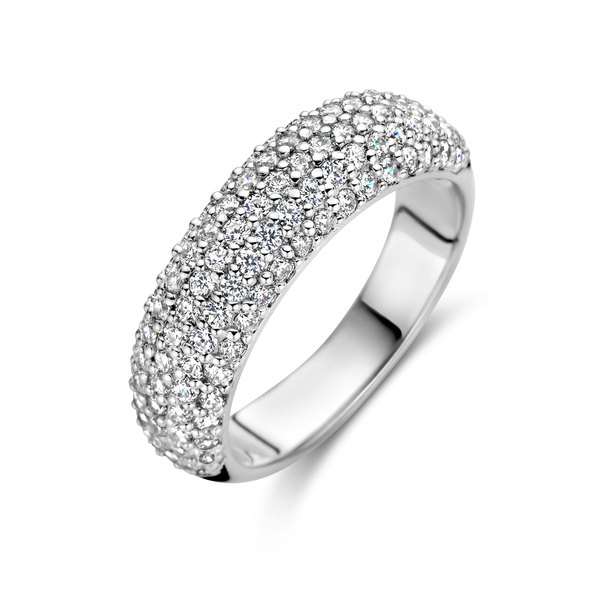 Gerhodineerd 925 zilveren ring uitgevoerd met zirkonia. De ring heeft een breedte van 6.5mm.maat 16,5