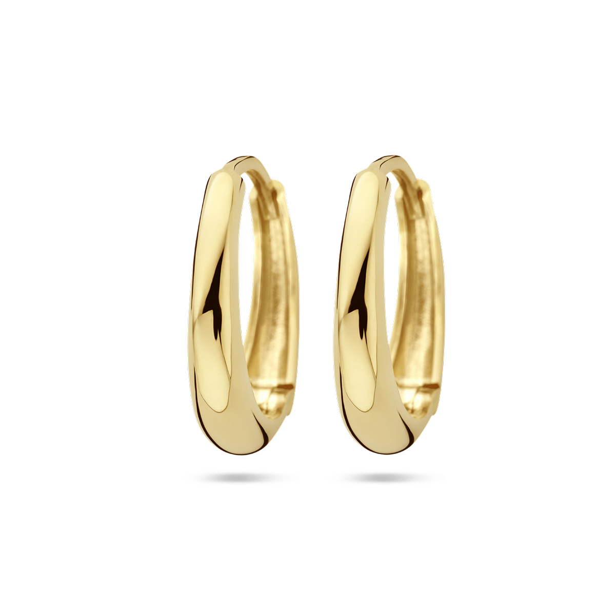 14k Geelgouden klapoorringen. De oorringen hebben een totale hoogte van 15.5mm.