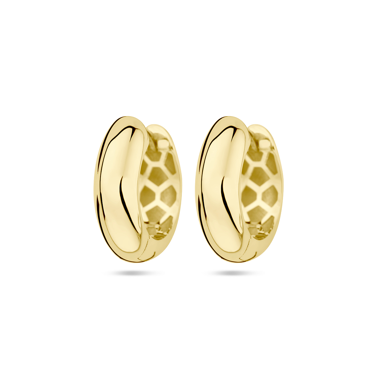 14k Geelgouden klapoorringen. De oorringen hebben een diameter van 15.5mm.