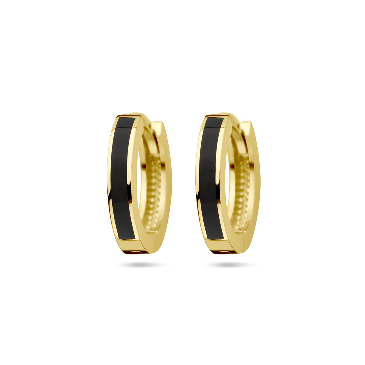 14k Geelgouden klapoorringen uitgevoerd met zwart emaille. De oorringen hebben een breedte van 2mm.