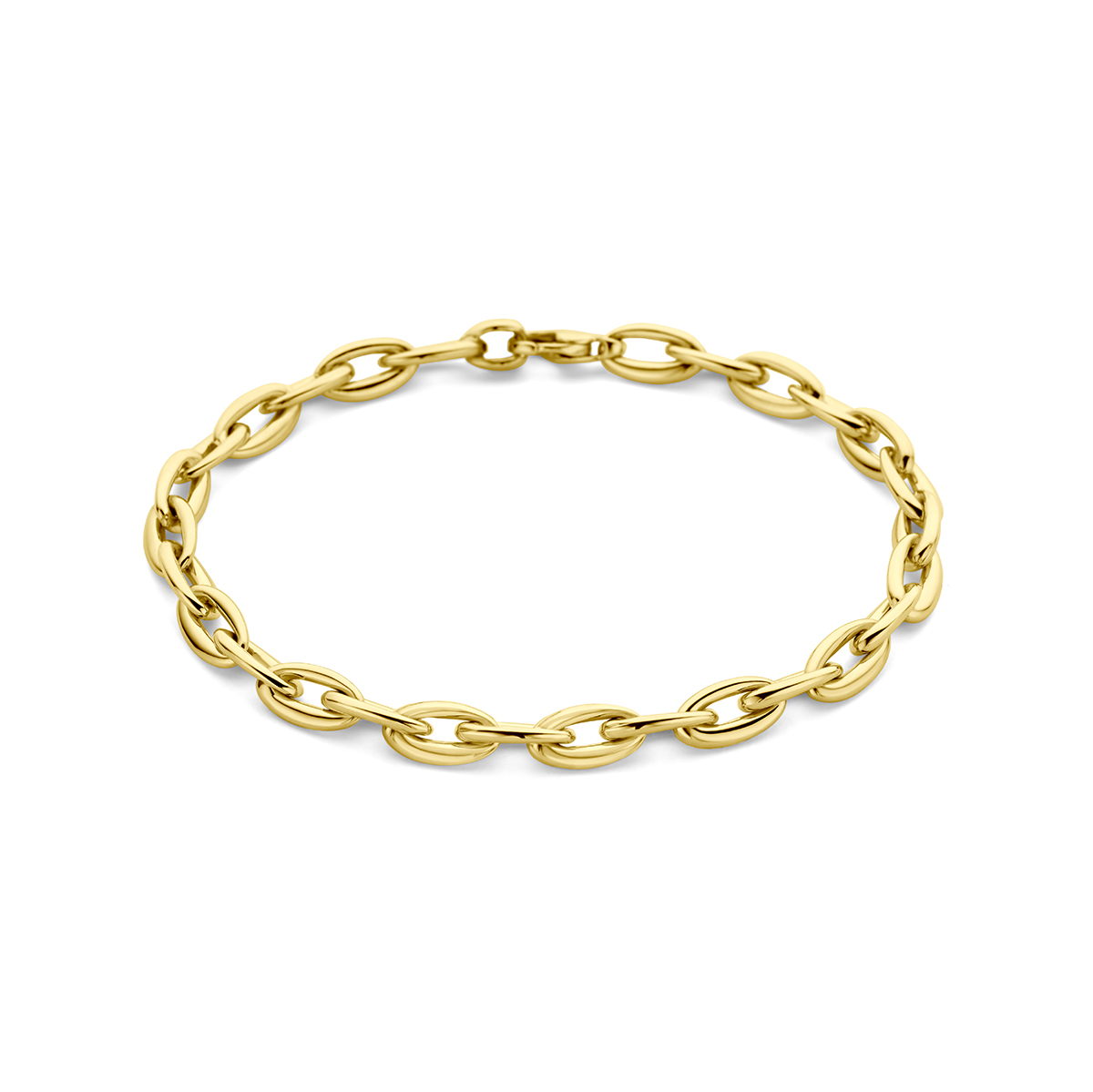 14k Geelgouden armband met een schakelbreedte van 5.5mm. De armband heeft een draaglengte van 19cm en is uitgevoerd met een karabijn sluiting.