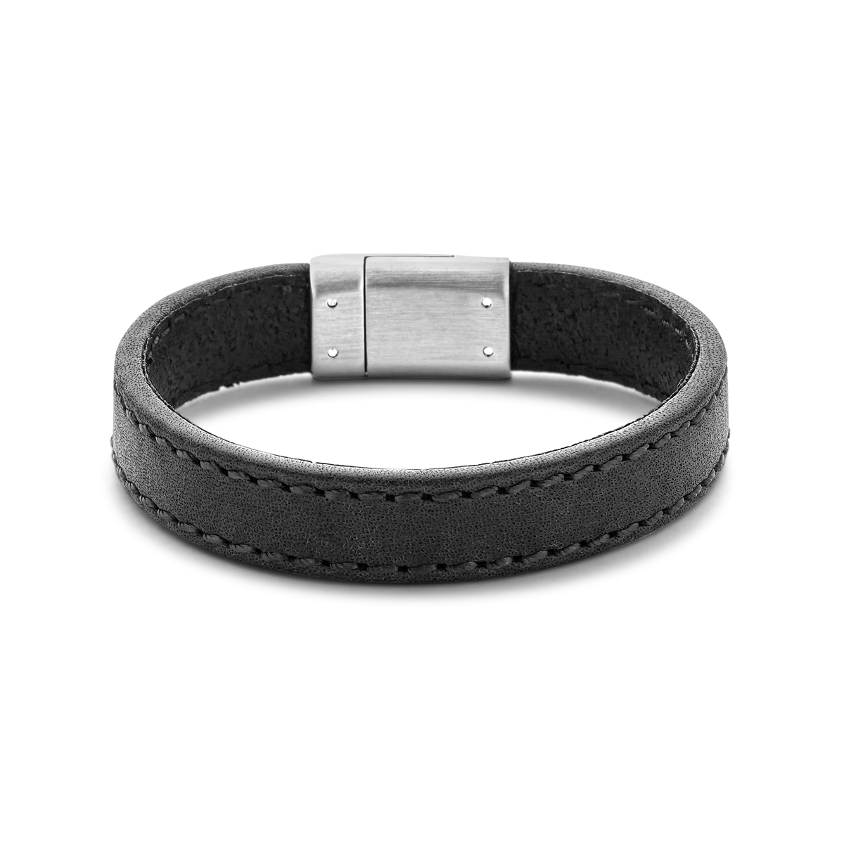 Zwart leren armband uitgevoerd met een stalen magneetsluiting. De armband heeft een breedte van 12.5mm.