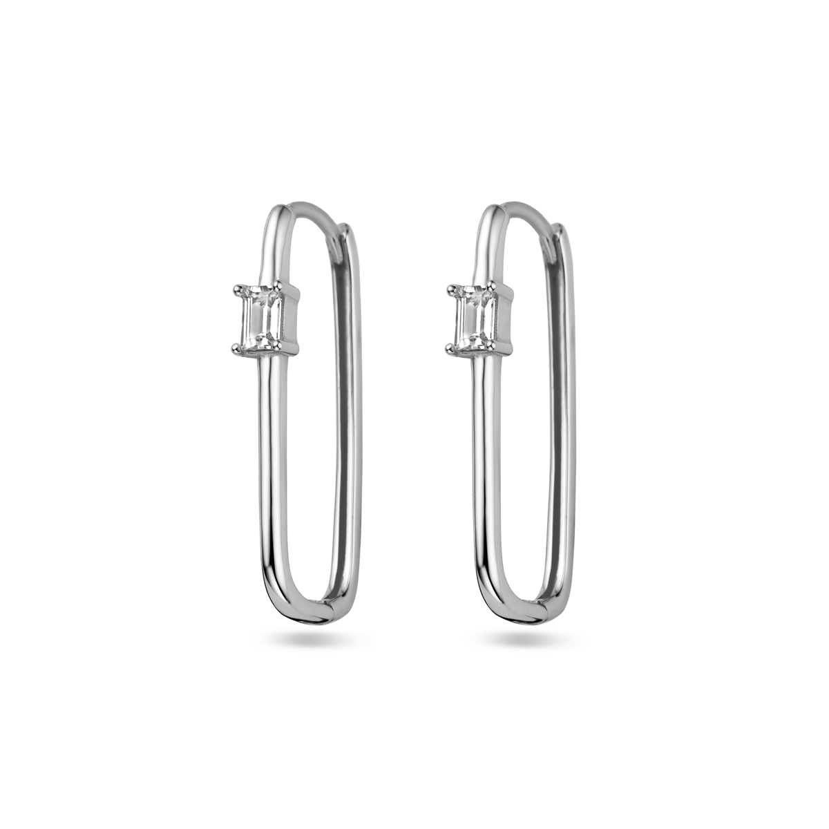 Gerhodineerd 925 zilveren klapoorringen uitgevoerd met zirkonia. De klapoorringen hebben een afmeting van 25x3.5mm.