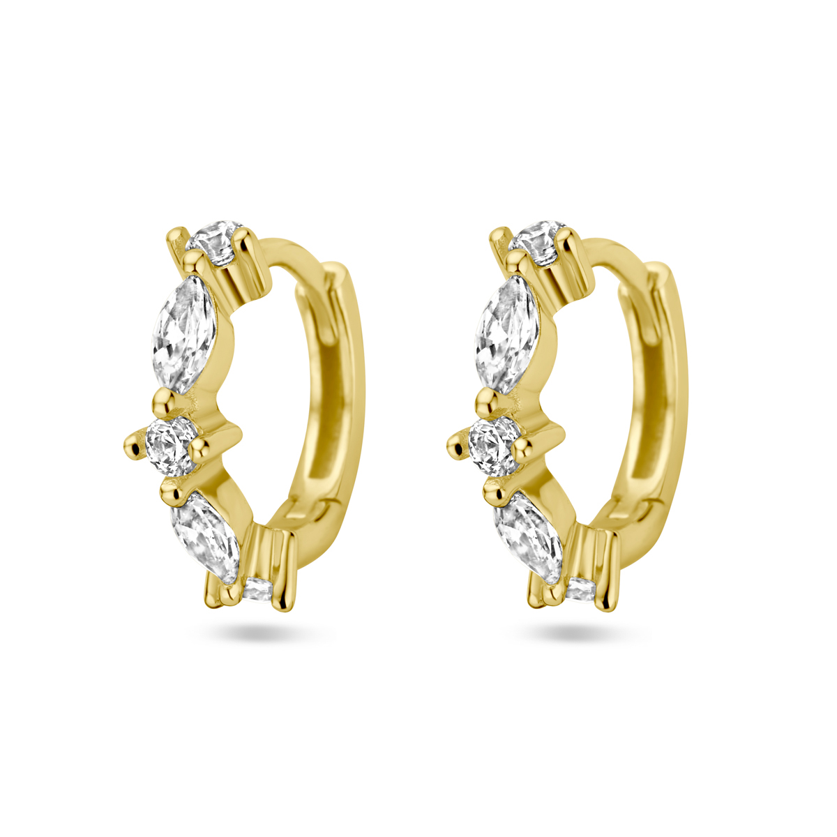 Geelgoud op 925 zilveren klapoorringen uitgevoerd met zirkonia. De klapoorringen hebben een afmeting van 12x3mm. Geen garantie op de plating.