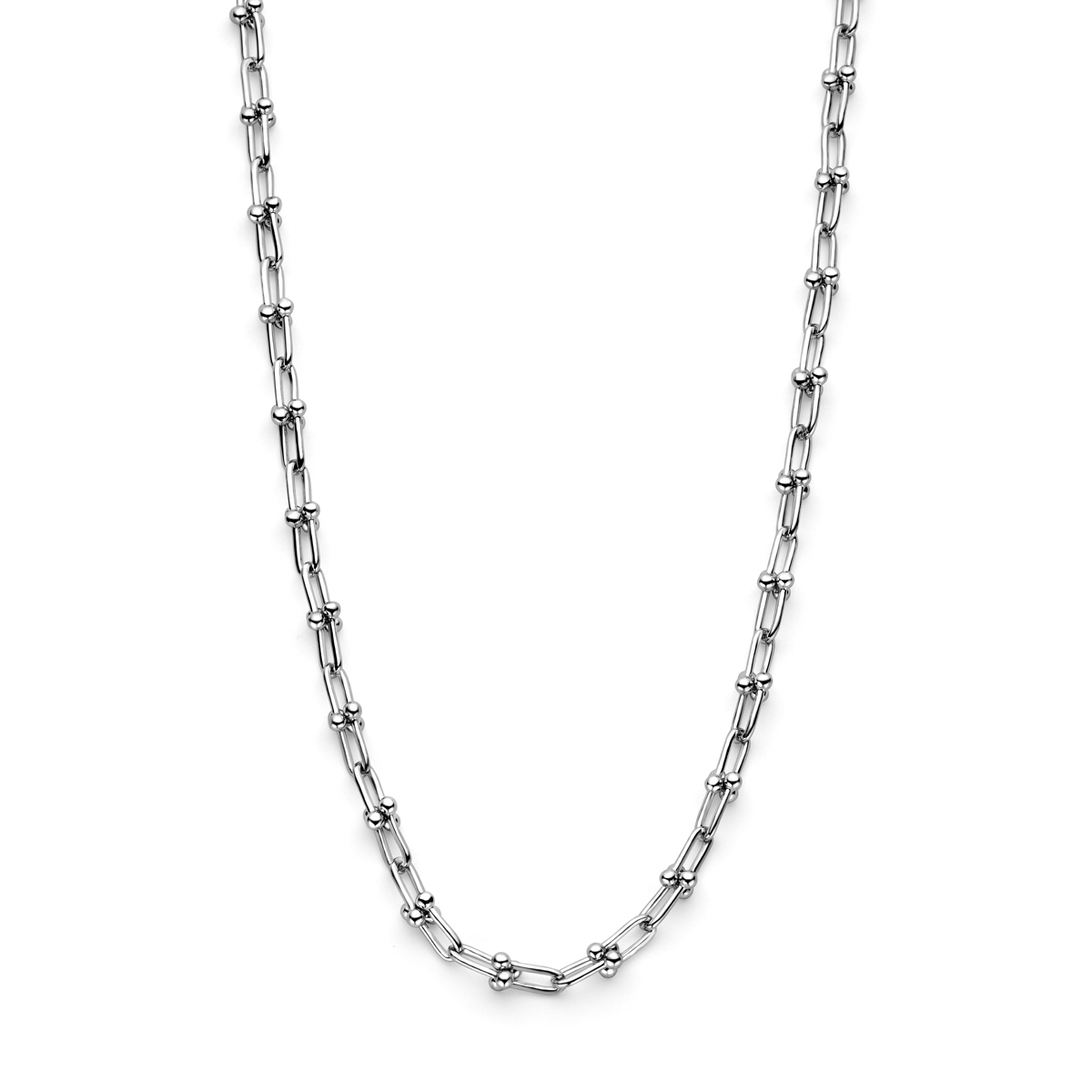 Gerhodineerd 925 zilveren collier met een schakelbreedte van 6.5mm. Het collier heeft een draaglengte van 43cm en is uitgevoerd met karabijn sluiting.