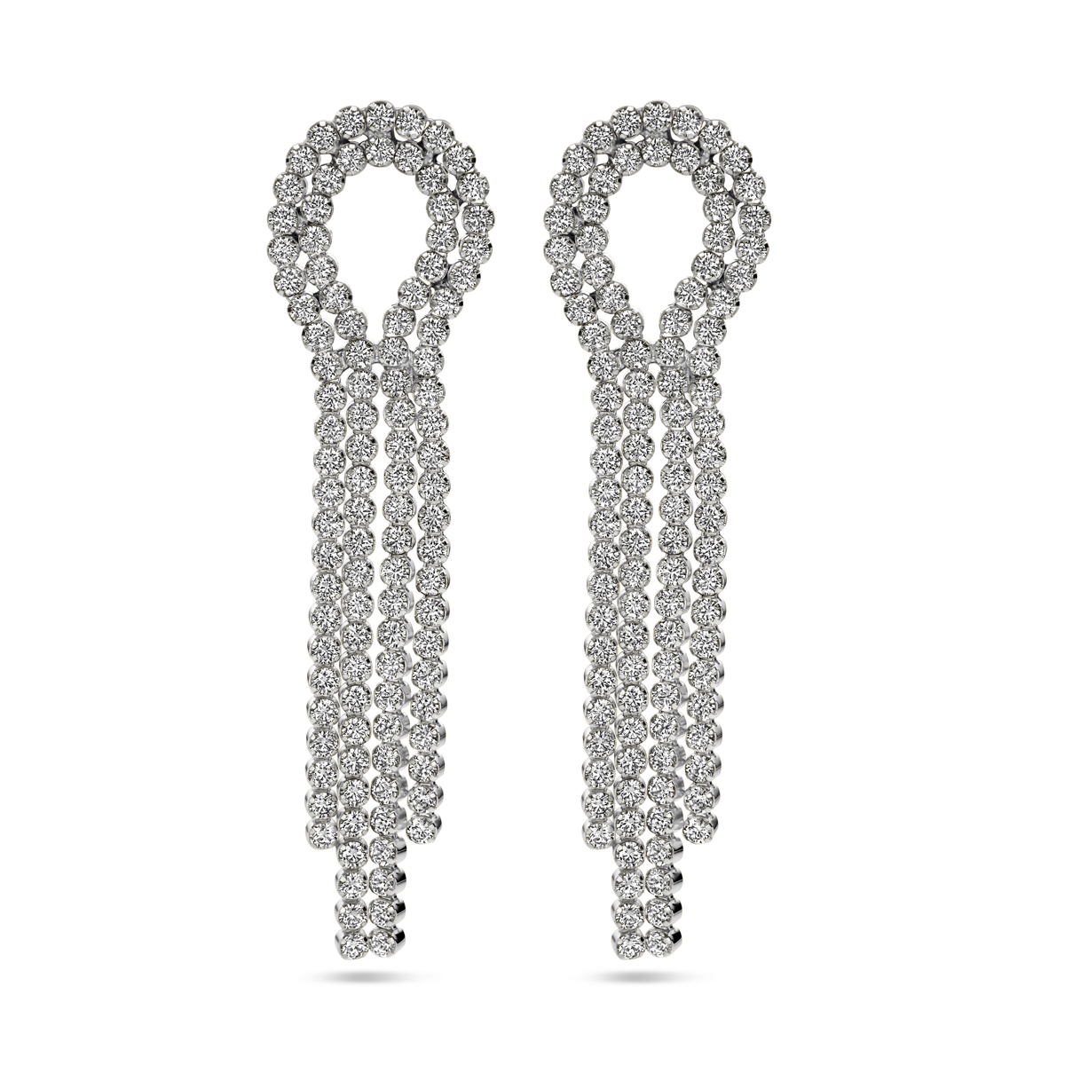 Gerhodineerd 925 zilveren oorhangers uitgevoerd met zirkonia. De oorhangers hebben een totale hoogte van 65mm.