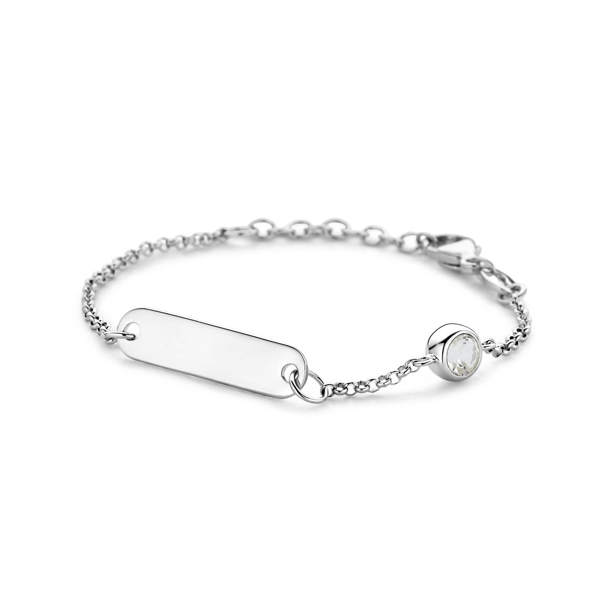 Gerhodineerd 925 zilveren graveerarmband uitgevoerd met een geboortesteen. De armband heeft een draaglengte van 11cm met 2cm extensie. De schakelbreedte is 1.5mm. De graveerplaat heeft een afmeting van 5x20mm en een dikte van 0.6mm.