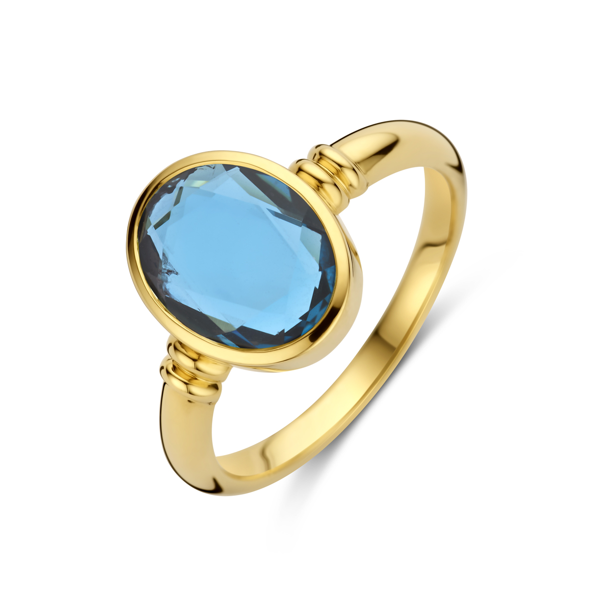 14k Geelgouden ring uitgevoerd met london blue topaas. De ring heeft maat 15.