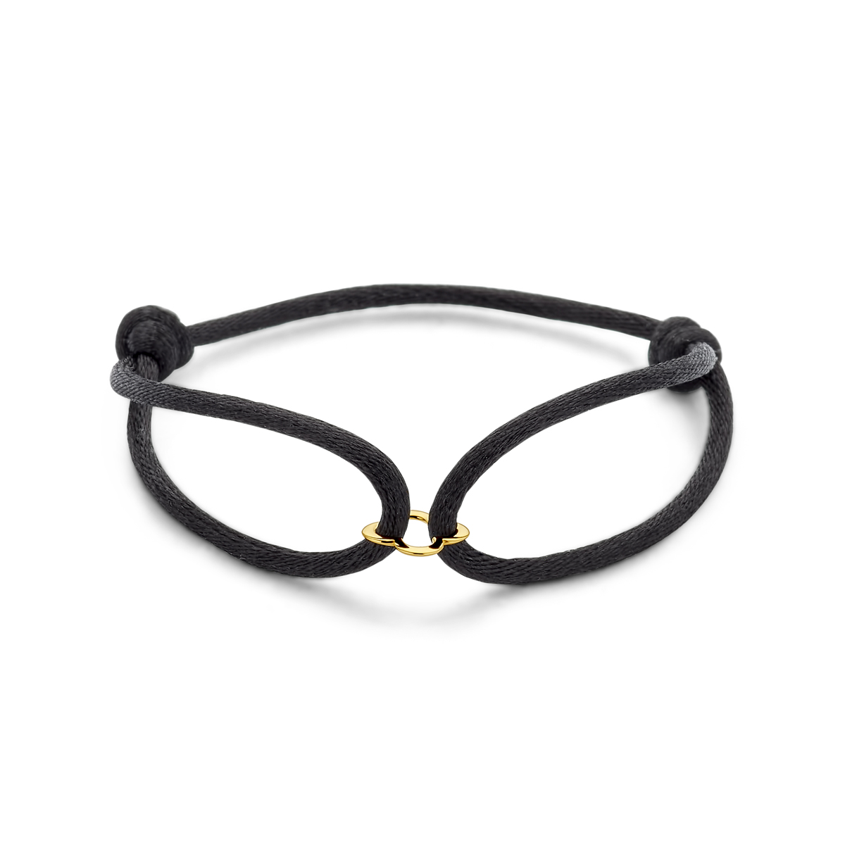 Zwart gevlochten armband uitgevoerd met een 14k geelgouden bloem met een diameter van 10mm. De armband heeft draaglengtes van 13 tot 26cm.