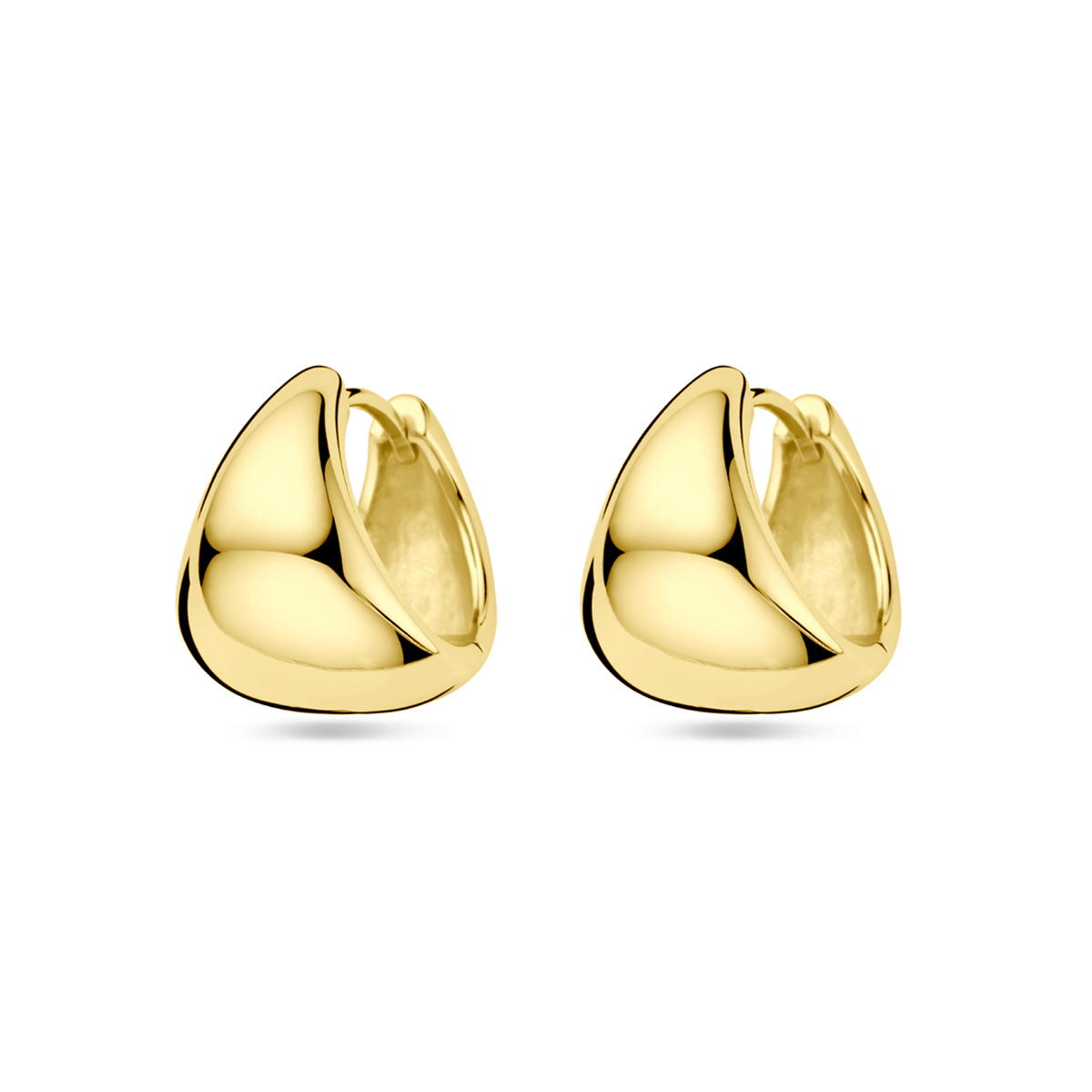 Geelgoud op 925 zilveren klapoorringen met een breedte van 15mm. Geen garantie op de plating.