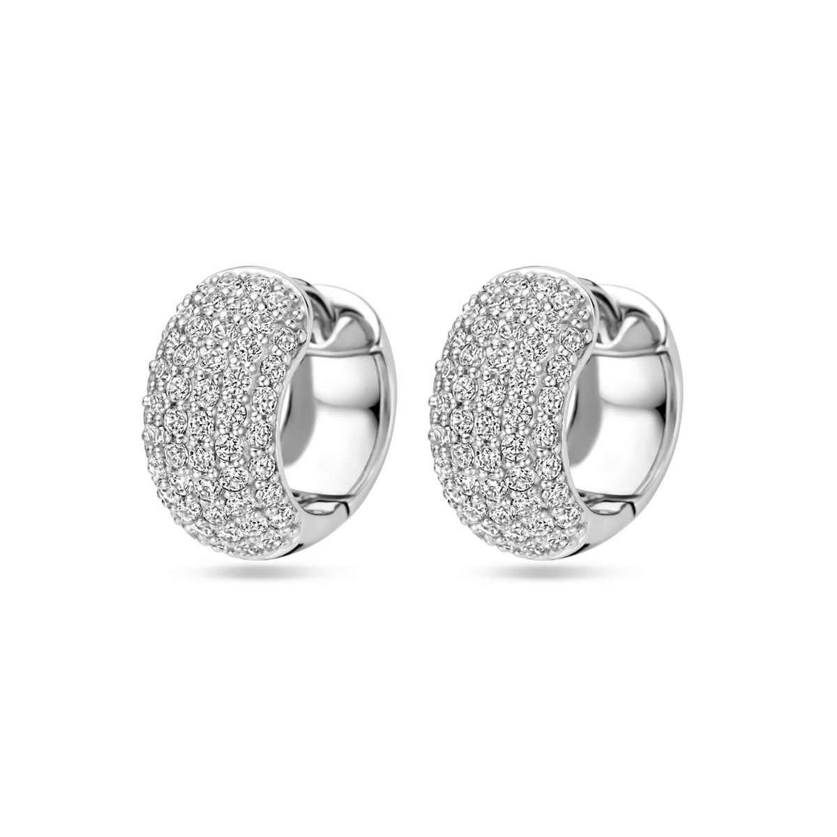 Gerhodineerd 925 zilveren klapoorringen uitgevoerd met zirkonia. De klapoorringen hebben een afmeting van 16x8mm.