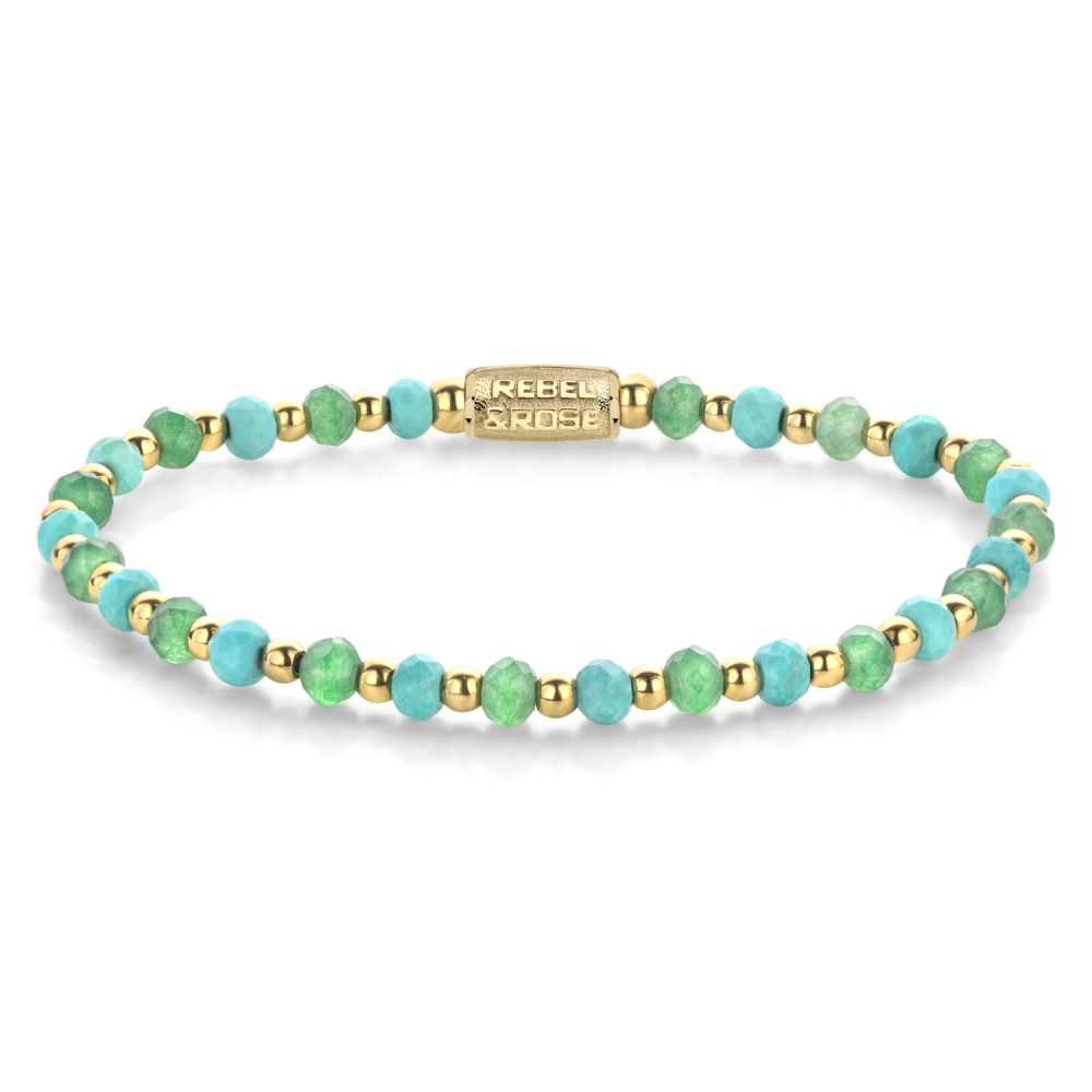 Edelstenen bead armband, handgemaakt van 4mm Turquoise en groene Aventurijn gefaceteerde kralen, afgewisseld met 4mm 18 karaat goud ion-plated edelstalen stenen. De sluiting is gemaakt van 18 karaat goud ion-plated edelstalen. Het Rebel & Rose sieraad is makkelijk te combineren met onze andere kralenarmbanden.