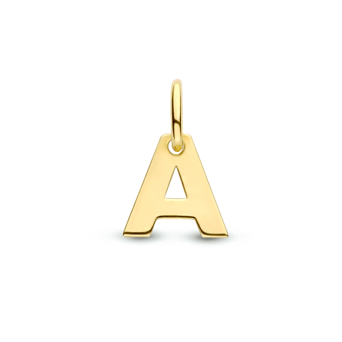 14k Geelgouden hanger uitgevoerd in de letter A. De hanger heeft een totale hoogte van 1cm en een breedte van 6mm.