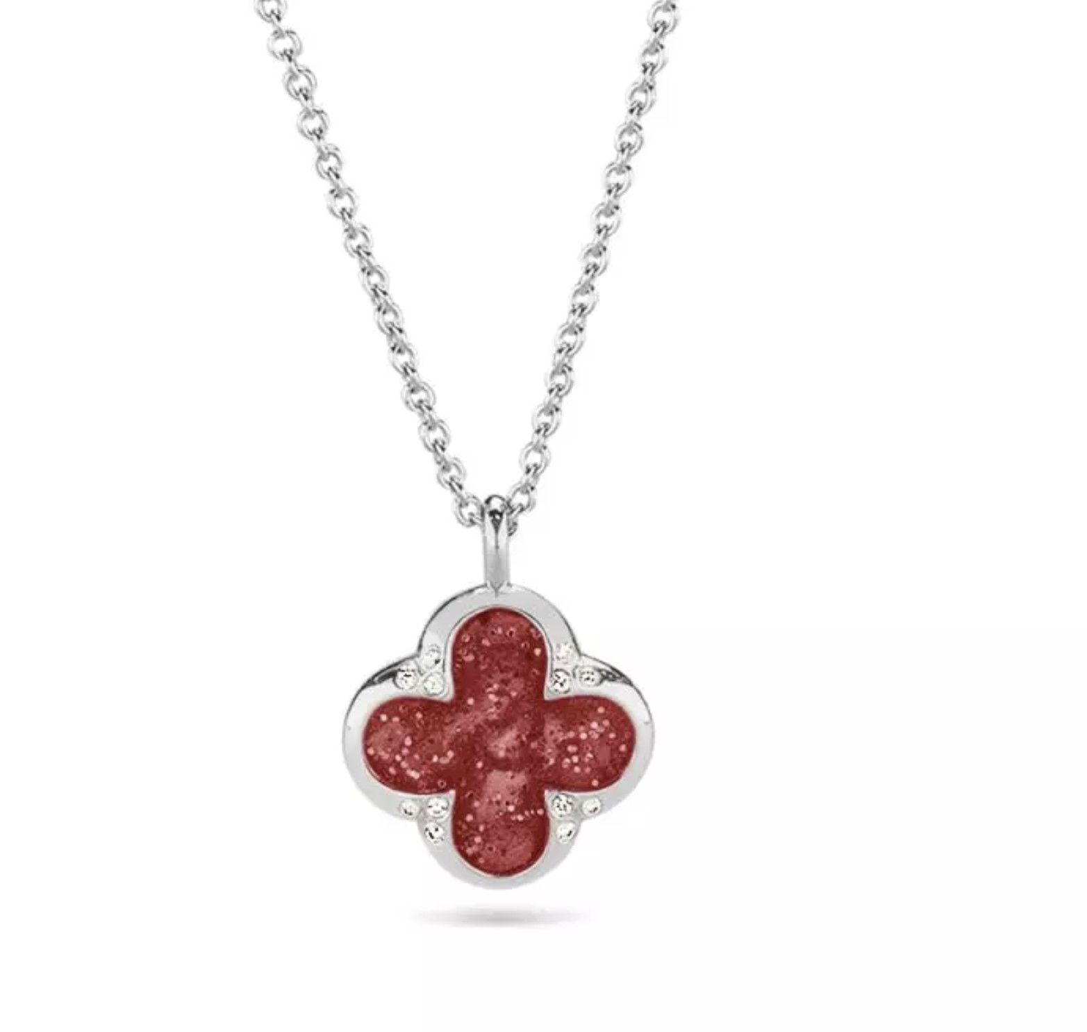 CLOVER PENDANT
Verkrijgbaar in zilver, 14kt of 18kt goud. Vanaf 195 euro